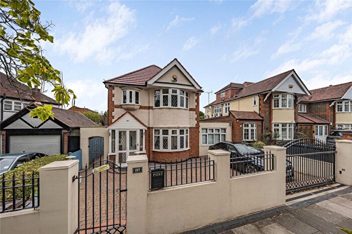 4 Bedroom Detached House For Sale In Spring Grove Road, Isleworth, TW7