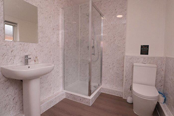 5 Bedroom House To Rent In Thesiger Street, LN5