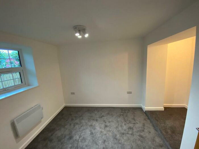 1 Bedroom Apartment To Rent In Peach Trees Apartments, Mansfield, NG18