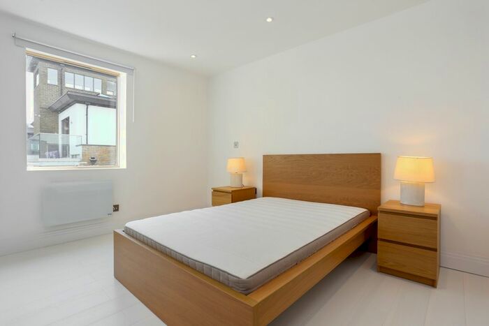 1 Bedroom Flat To Rent In Chiswick High Road, London, W4