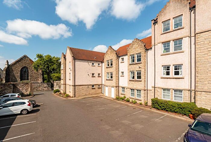 2 Bedroom Flat For Sale In Restalrig Road South, Edinburgh, EH7