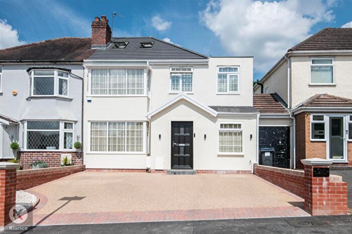 4 Bedroom Semi-Detached House For Sale In Doveridge Road, Birmingham, B28