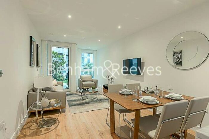2 Bedroom Apartment To Rent In Sovereign Court, Hammersmith, W6