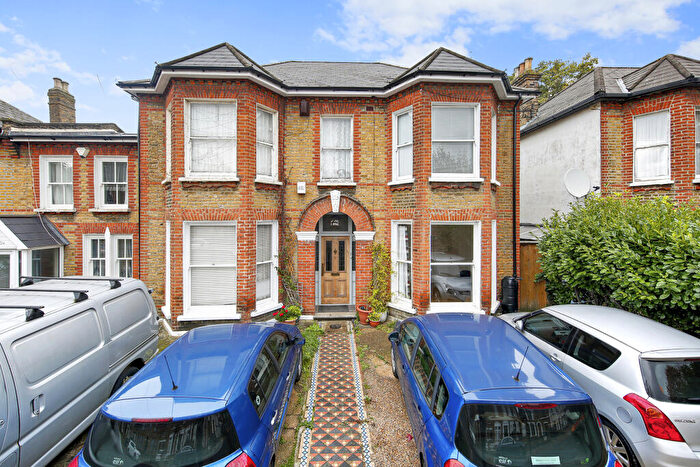 Studio For Sale In Windsor Road, E7