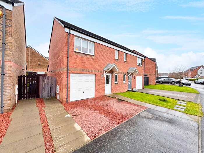 3 Bedroom Semi Detached House For Sale In Range Drive, Glasgow, G53