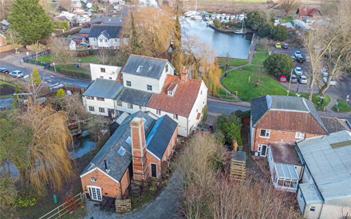 7 Bedroom Equestrian Facility For Sale In Bridge Street, Loddon, Norwich, Norfolk, NR14