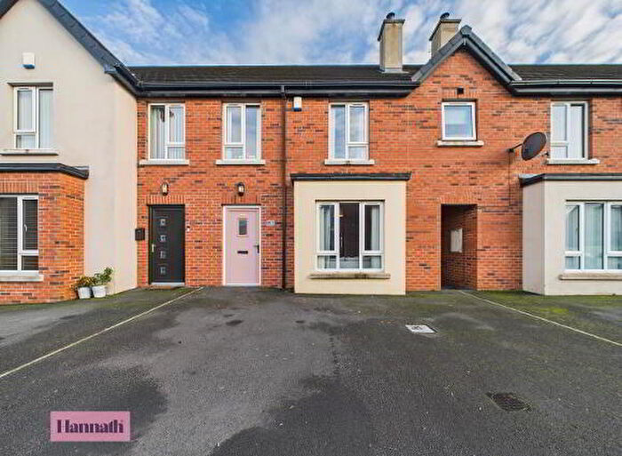 3 Bedroom TownHouse For Sale In Cedar Lodge, Craigavon, BT63