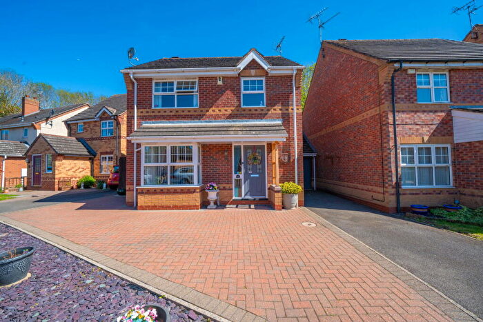 3 Bedroom Detached House For Sale In Phillip Drive, Glen Parva, Leicester, LE2
