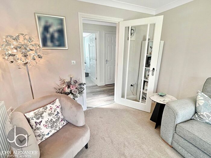 2 Bedroom Semi-detached Bungalow For Sale In Mulberry Gardens, Langenhoe, Colchester, CO5