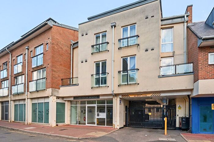 1 Bedroom Flat To Rent In Cowleaze Road, Kingston Upon Thames, Surrey, KT2