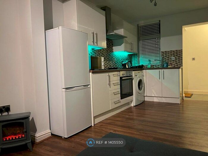 2 Bedroom Terraced House To Rent In Coniston Terrace, Sheffield, S8