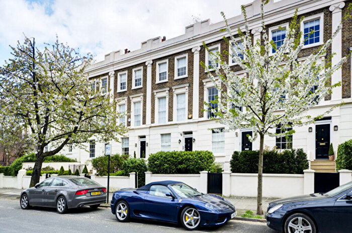 4 Bedroom Terraced House To Rent In Queens Grove, London, NW8