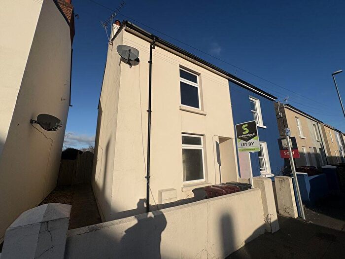 3 Bedroom Semi Detached House To Rent In Spitalfield Lane, Chichester, PO19