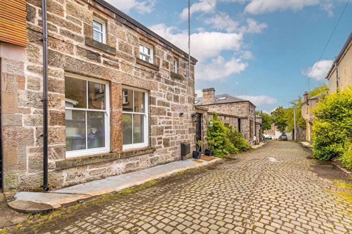 3 Bedroom House For Sale In Cleveden Crescent Lane, Cleveden, Glasgow, G12