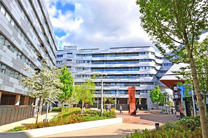 2 Bedroom Flat To Rent In Lambarde Square, Greenwich, London, SE10