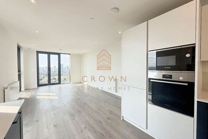 2 Bedroom Apartment To Rent In Menara Point - Th Floor, West Ham, E16