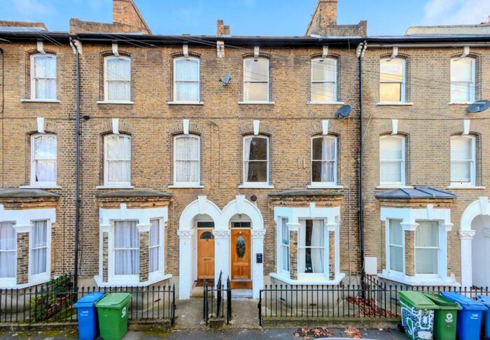 4 Bedroom Terraced House To Rent In Kitson Road, SE5