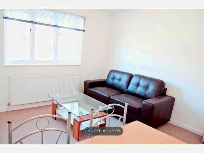 1 Bedroom Flat To Rent In Kimberley Court, Belvedere, DA17