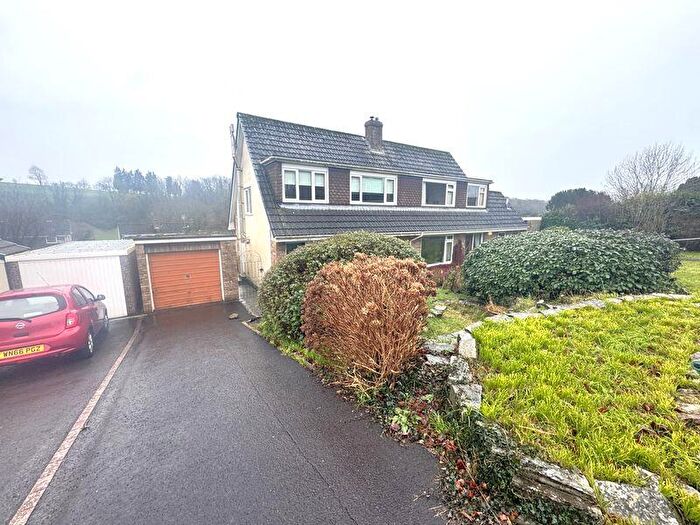 3 Bedroom Semi-Detached House To Rent In Kings Castle Road, Wells, BA5