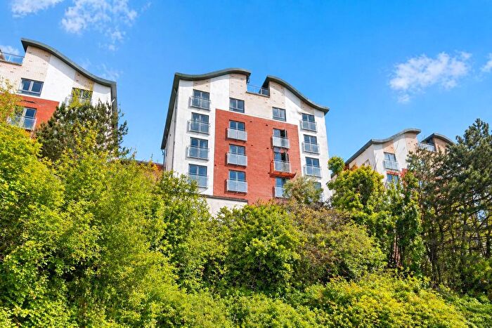 2 Bedroom Flat To Rent In Ouseburn Wharf, Newcastle Upon Tyne, NE6