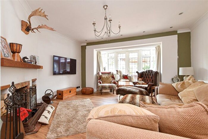 3 Bedroom Detached Bungalow For Sale In Smallfield Road, Horley, Surrey, RH6