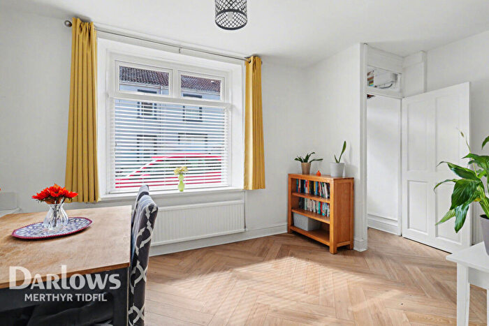 4 Bedroom Terraced House To Rent In Oakland Street, Bedlinog, CF46