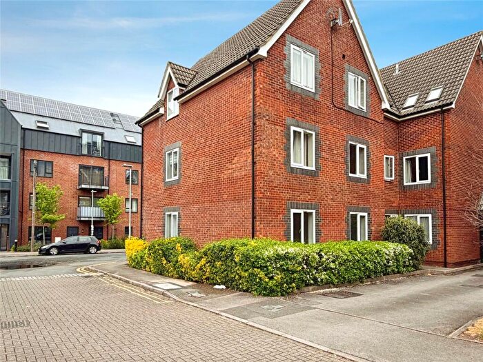 2 Bedroom Apartment To Rent In Stratheden Place, Weldale Street, Reading, Berkshire, RG1