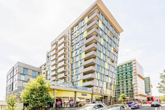 2 Bedroom Flat For Sale In High Road, Wembley Park, Wembley, HA9