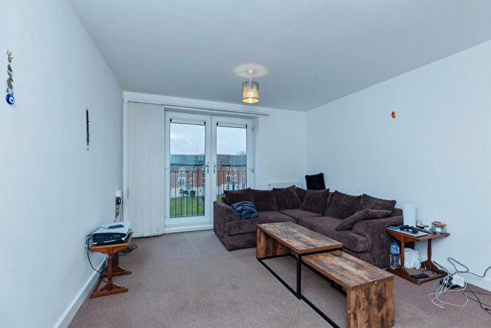 1 Bedroom Apartment For Sale In Sandhills Avenue, Hamilton, Leicester, LE5