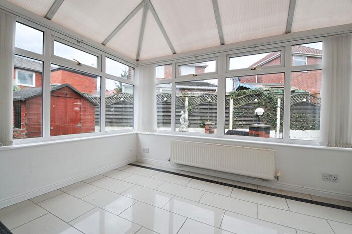 3 Bedroom Detached House To Rent In Branksome Drive, Salford, M6