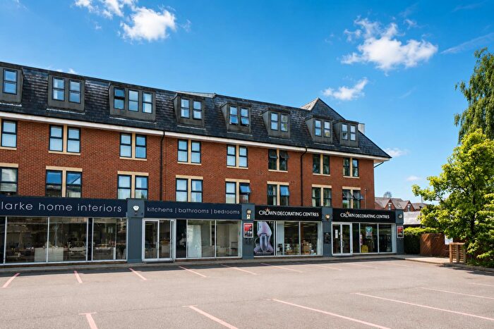 2 Bedroom Apartment For Sale In Scarrington Road, West Bridgford, Nottingham, NG2