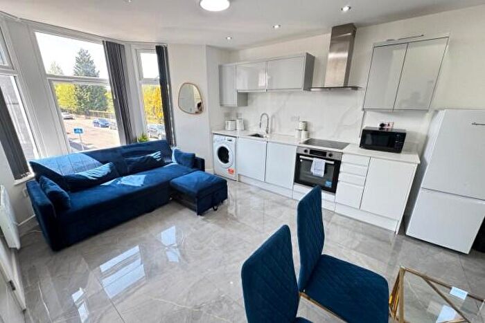 2 Bedroom Maisonette To Rent In Bruce Street Cardiff, CF24