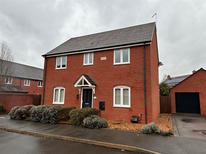 4 Bedroom Detached House To Rent In Copeland Avenue, Wellesbourne, CV35