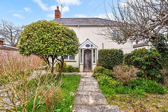 3 Bedroom Detached House To Rent In Paynes Lane, Broughton, Stockbridge, Hampshire, SO20