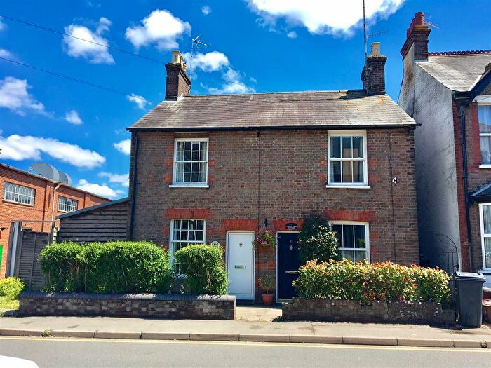 2 Bedroom House To Rent In Bellingdon Road, Chesham, HP5