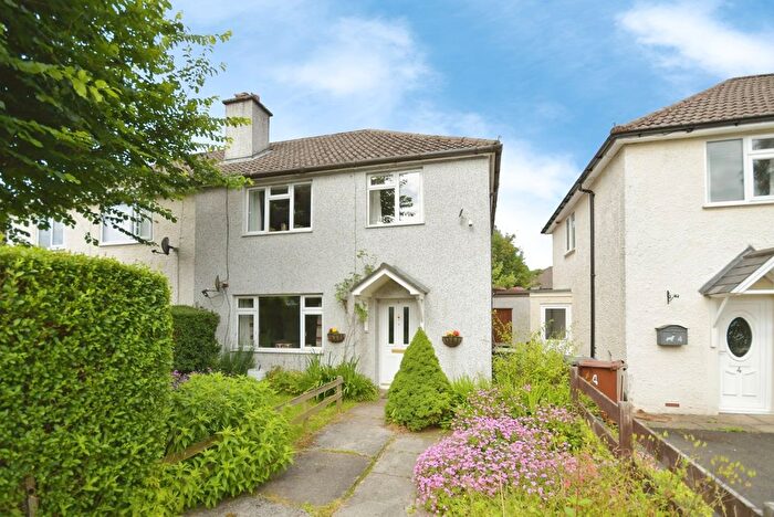 3 Bedroom Semi Detached House For Sale In Dane Grove, Buxton, Derbyshire, SK17