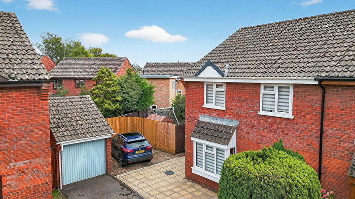 3 Bedroom Semi-Detached House For Sale In Head Weir Road, Cullompton, EX15