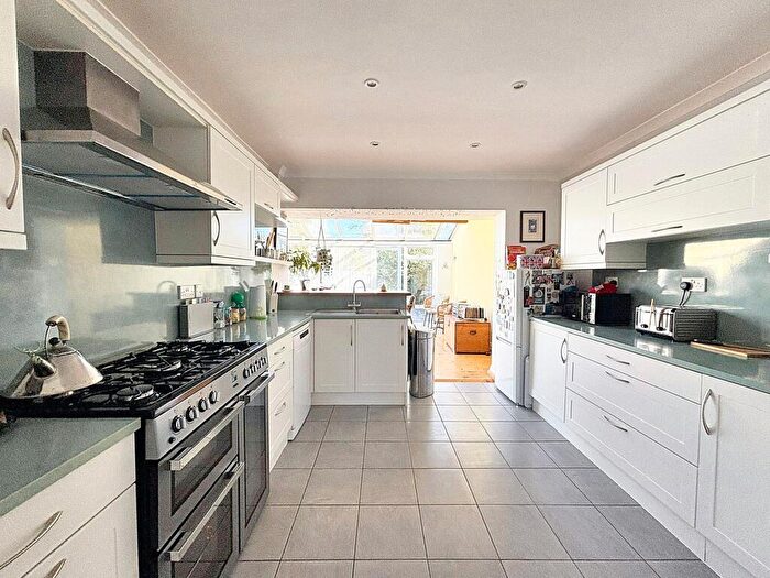 3 Bedroom Semi-Detached House For Sale In Gravel Close, Downton, SP5
