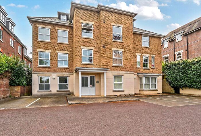 2 Bedroom Flat For Sale In Epsom Road, Guildford, GU1