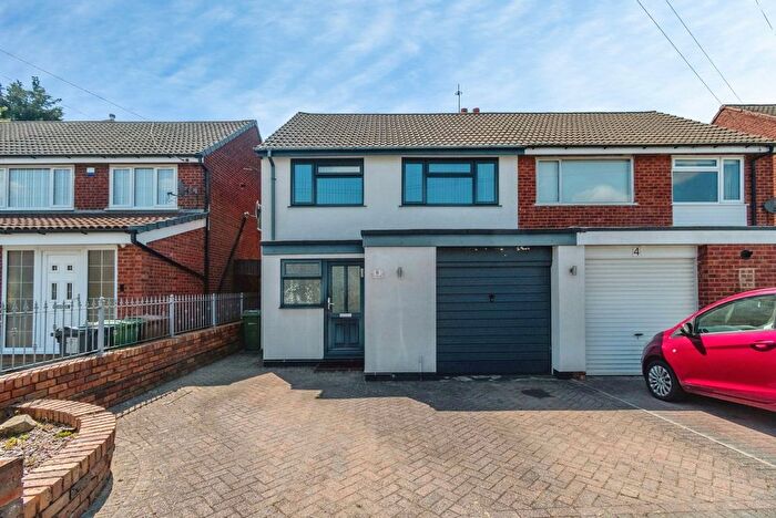 3 Bedroom Semi Detached House For Sale In Ada Wrighton Close, Willenhall, West Midlands, WV12