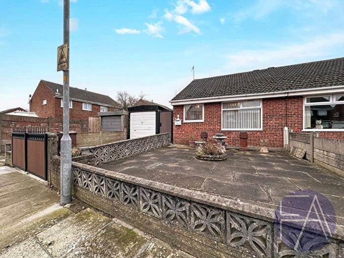 2 Bedroom Semi Detached Bungalow For Sale In Totnes Drive, Southport, Merseyside, PR9