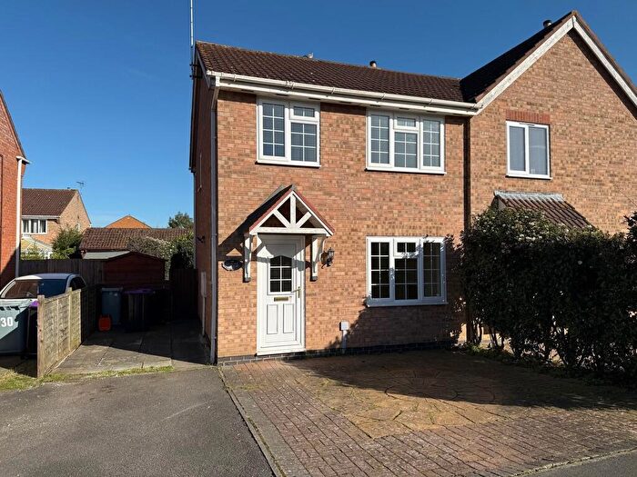 3 Bedroom Semi Detached House For Sale In Foxley Court, Bourne, PE10