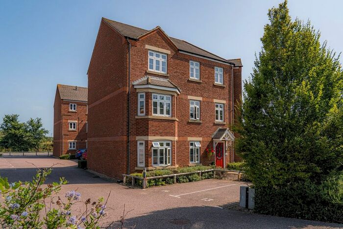 2 Bedroom Flat To Rent In Talmead Road, Herne Bay, CT6