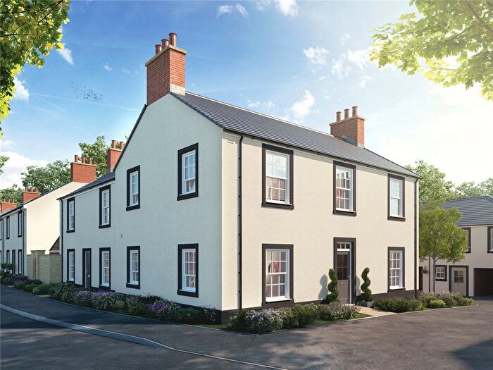 1 Bedroom Flat For Sale In Higher Newham Lane, Newham, Truro, Cornwa, TR1