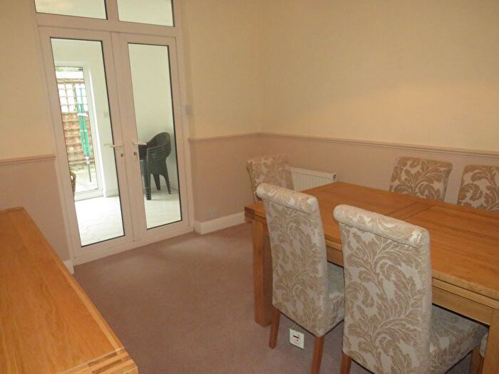 3 Bedroom Property To Rent In Whippendell Road, Watford, WD18