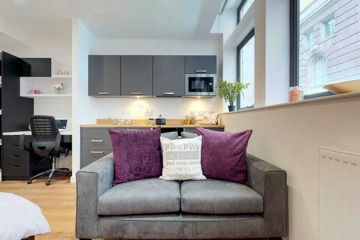 Studio To Rent In Apt, Gravity Residence #, L2
