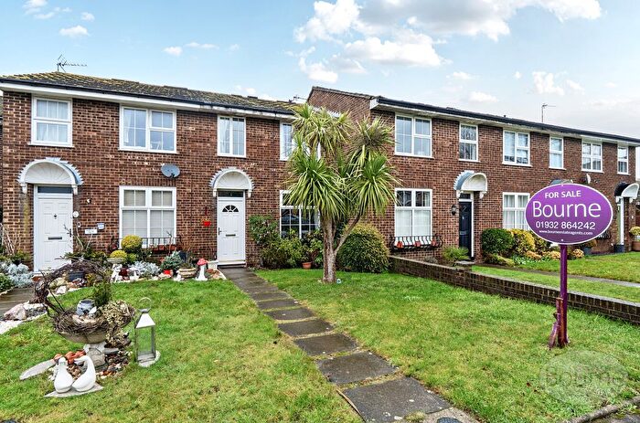3 Bedroom Terraced House For Sale In Pennyfield, Cobham, Surrey, KT11
