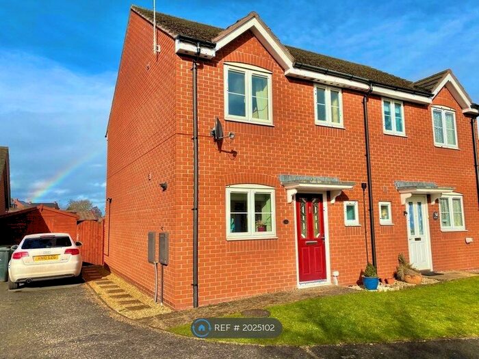 3 Bedroom Semi-Detached House To Rent In Harris Croft, Wem, Shrewsbury, SY4