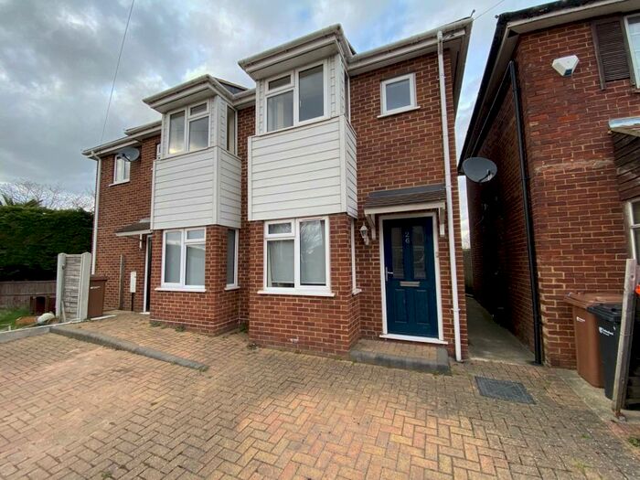 2 Bedroom Maisonette To Rent In Arnhem Road, Chelmsford, CM1