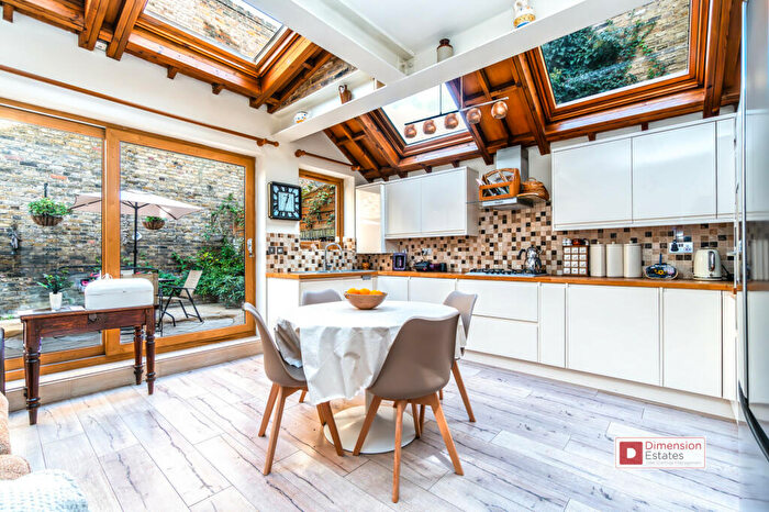 4 Bedroom Terraced House To Rent In Elderfield Road, Lower Clapton, Hackney, E5